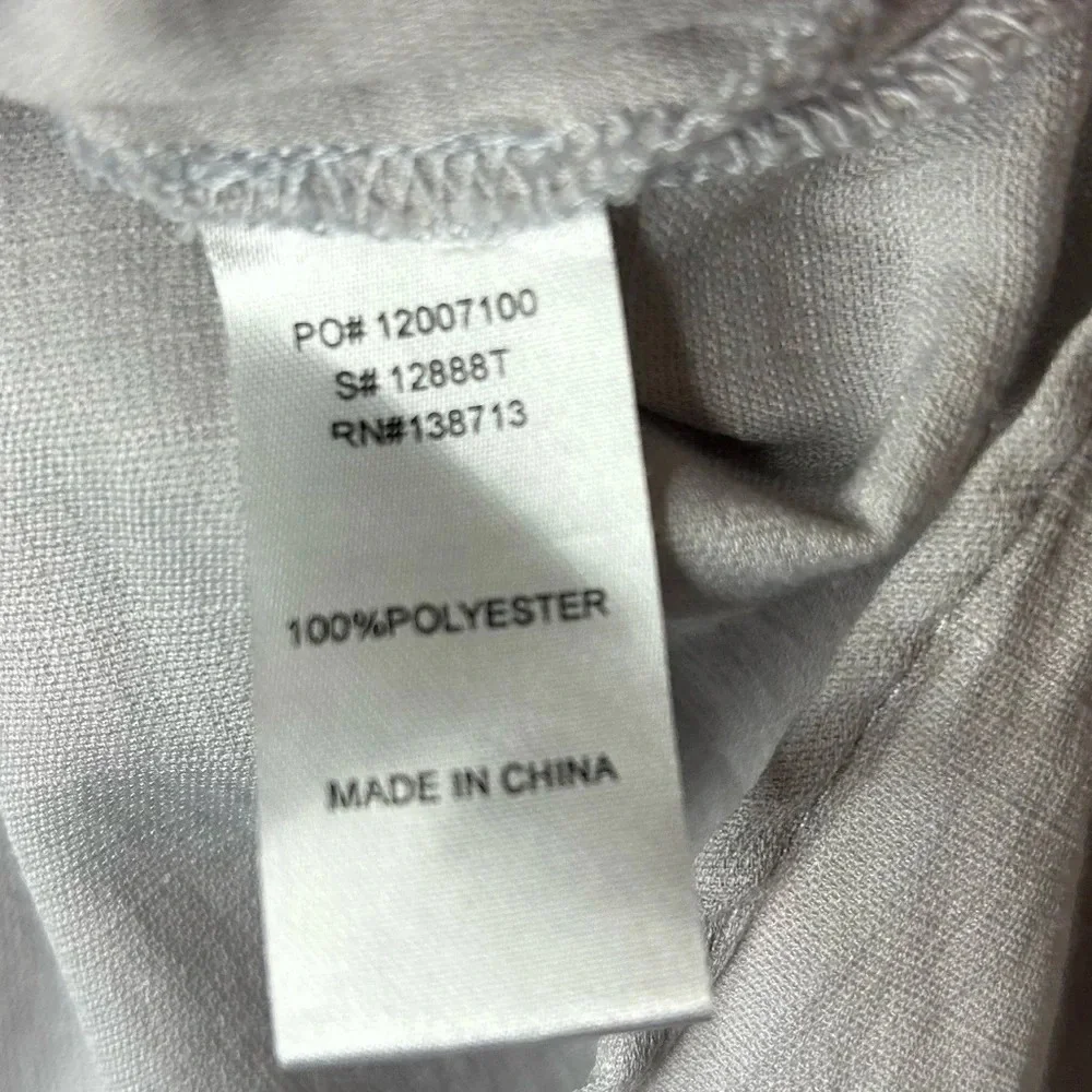 Doe & Rae shirt blouse short sleeves gray polyester embroidered small